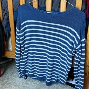 Old Navy sweater